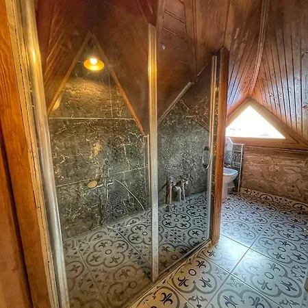 فندق Keyifli Bir Tas Ev Sacaklihane Canakkale Tavakli Ezine